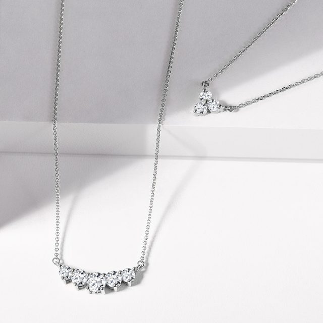 COLLIER DELUXE EN OR BLANC AVEC DIAMANTS - COLLIERS AVEC DIAMANTS - 
