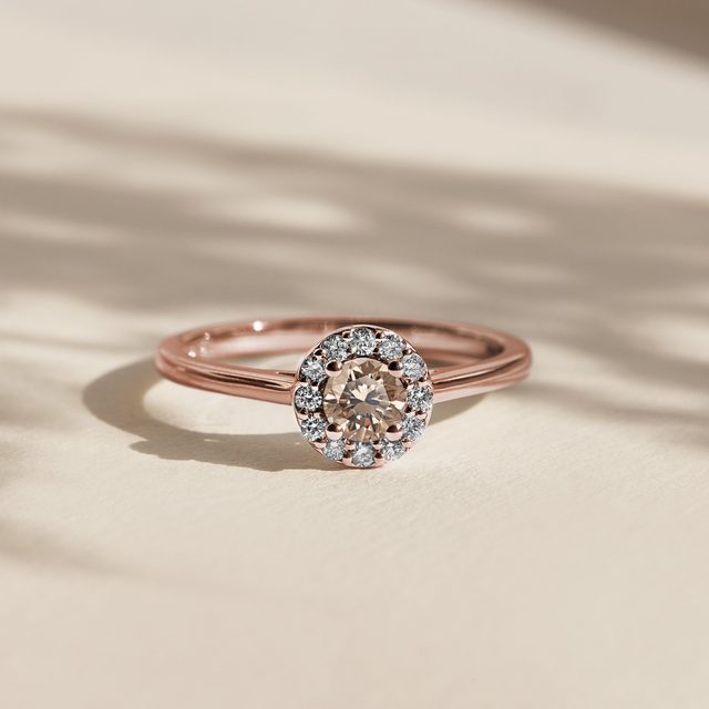 HALORING MIT KLAREN DIAMANTEN IN ROSEGOLD - VERLOBUNGSRINGE MIT FARBIGEN DIAMANTEN - 