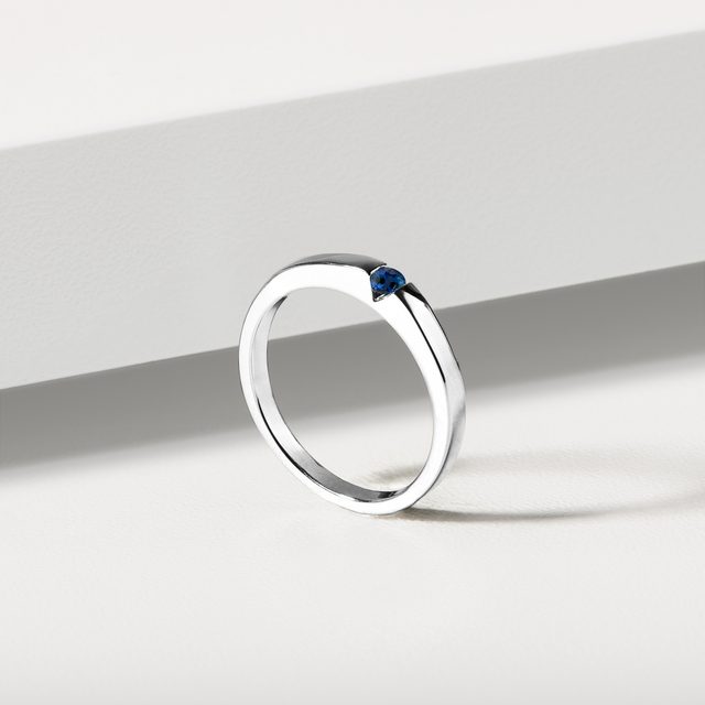 ROUND SAPPHIRE RING IN 14K WHITE GOLD - SAPPHIRE ENGAGEMENT RINGS - 