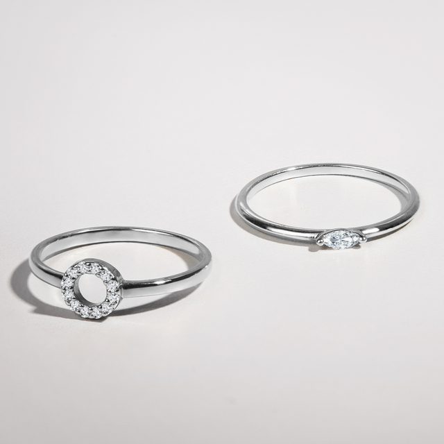 MINIMALISTISCHER DIAMANTRING AUS WEISSGOLD - VERLOBUNGSRINGE DIAMANTEN - 