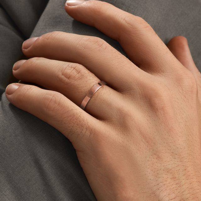 ENSEMBLE D'ALLIANCES EN OR ROSE AVEC DIAMANTS - ENSEMBLE D’ALLIANCES EN OR ROSE - 