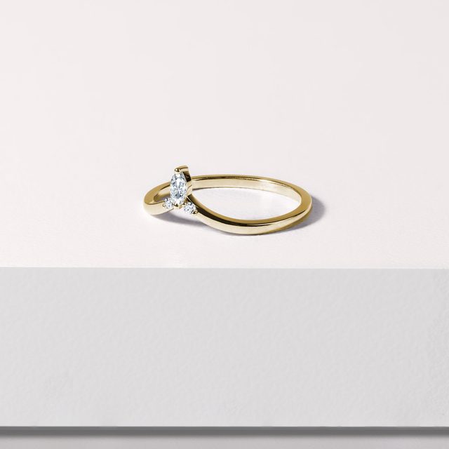 BAGUE CHEVRON EN OR AVEC DIAMANT MARQUISE - ALLIANCES DE MARIAGE FEMMES - 