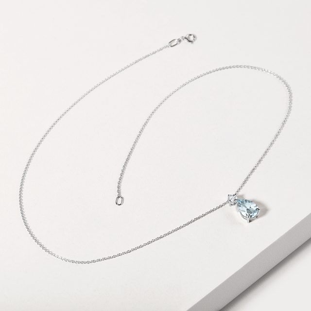 EINE HALSKETTE MIT AQUAMARIN UND DIAMANT IN WEISSGOLD - KETTEN MIT AQUAMARIN - 