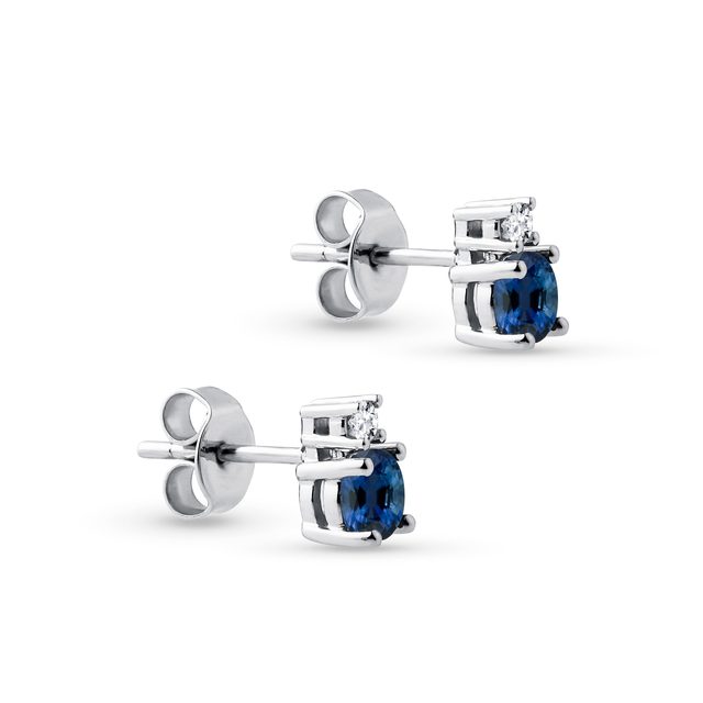 BOUCLES D'OREILLES EN OR BLANC AVEC SAPHIR BLEU - BOUCLES D'OREILLES EN SAPHIR - 