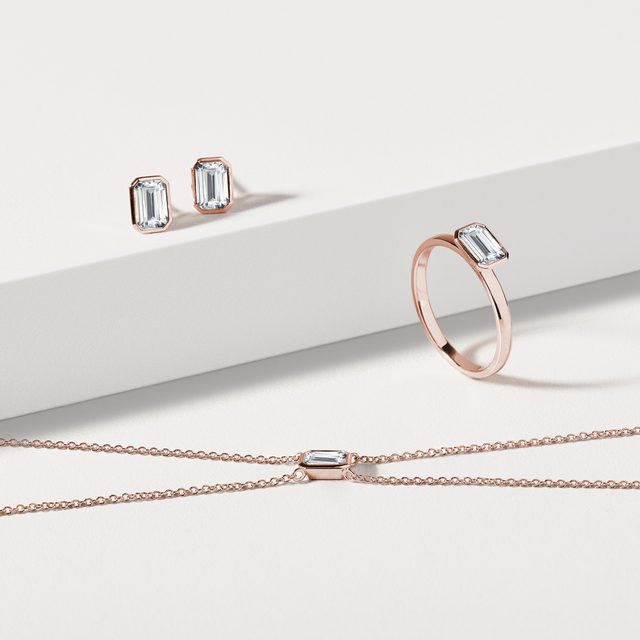 LAB GROWN DIAMOND STUDS IN ROSE GOLD - DIAMOND STUD EARRINGS - 