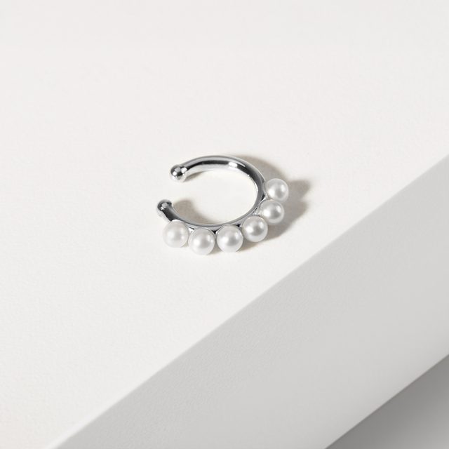 NASAZOVACÍ PERLOVÁ NÁUŠNICE V BÍLÉM 14K ZLATĚ - PERLOVÉ NÁUŠNICE - 