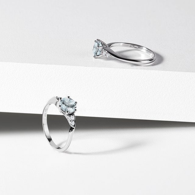 RING MIT AQUAMARIN UND DIAMANTEN AUS WEISSGOLD - RINGE AQUAMARIN - 