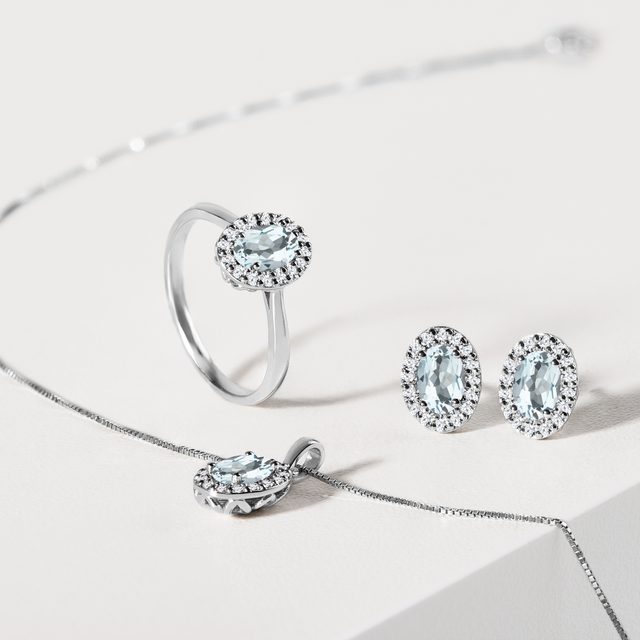 BAGUE EN OR BLANC AVEC AIGUE-MARINE ET BRILLANTS - BAGUES EN AIGUE-MARINE - 