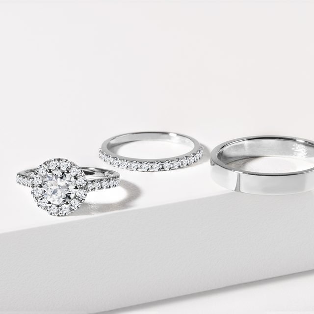 ALLIANCES EN OR BLANC AVEC BAGUE SEMI-ÉTERNITÉ - ENSEMBLES D’ALLIANCES EN OR BLANC - 