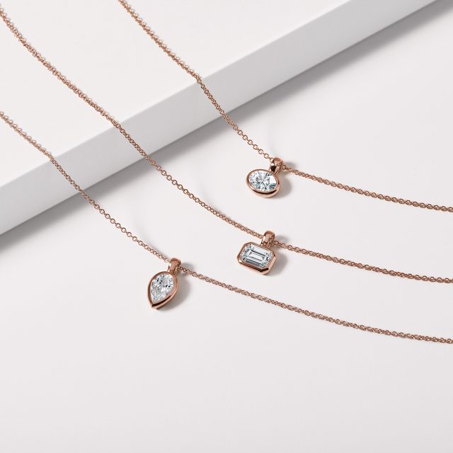 TROPFENFÖRMIGE HALSKETTE MIT 0,7 CT DIAMANTEN IN ROSÉGOLD - KETTEN MIT DIAMANTEN - 
