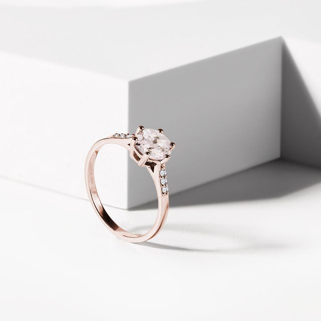 VERLOBUNGSRING AUS ROSÉGOLD MIT MORGANIT UND DIAMANTEN - RINGE MORGANIT - 