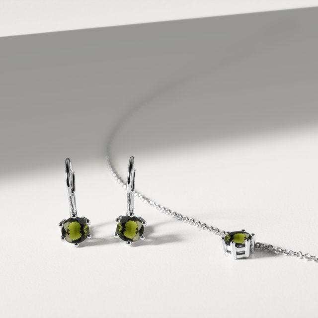 MOLDAVITE EARRING AND NECKLACE SET IN WHITE GOLD - GEMSTONE SETS - 
