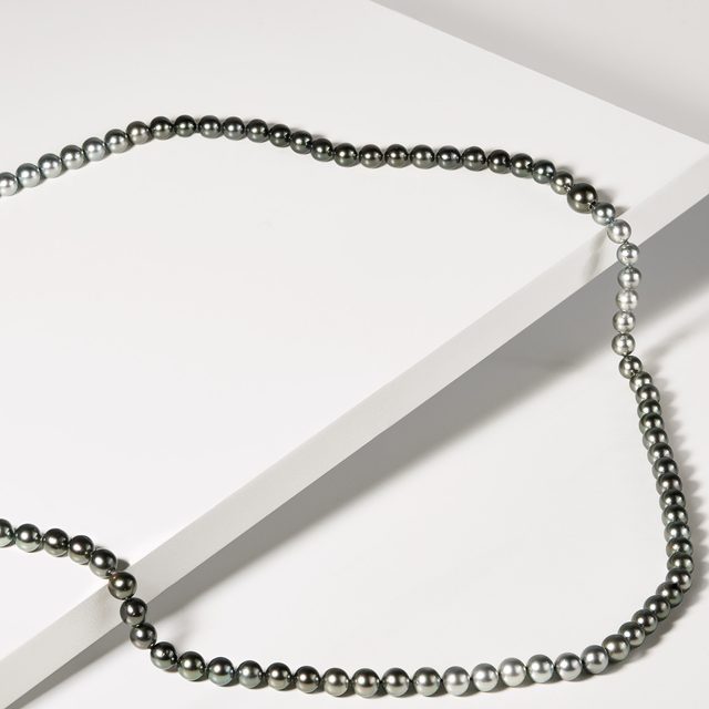 NÁHRDELNÍK OMBRÉ Z TAHITSKÝCH PERÁL - PERLOVÉ NÁHRDELNÍKY - 