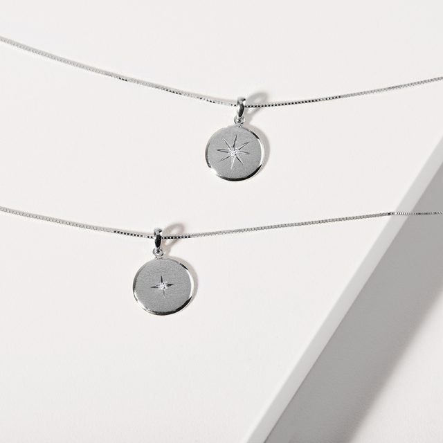 MÉDAILLON ÉTOILE EN OR BLANC ET DIAMANT - PENDENTIFS - 