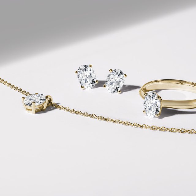 COLLIER EN OR AVEC DIAMANT DE SYNTHÈSE TAILLE OVALE - COLLIERS AVEC DIAMANTS - 