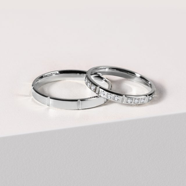 HERRENRING MIT GRAVUR AUS GLÄNZENDEM WEISSGOLD - TRAURINGE FÜR HERREN - 