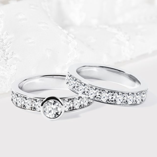 LUXURIÖSES VERLOBUNGSSET AUS 14K WEISSGOLD - TRAURING- UND VERLOBUNGSSETS - 