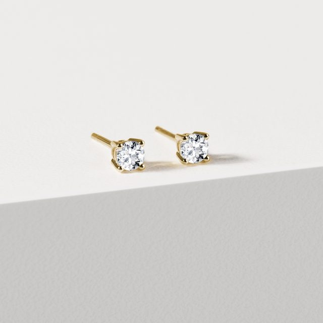 STUD EARRINGS WITH WHITE DIAMONDS - DIAMOND STUD EARRINGS - 