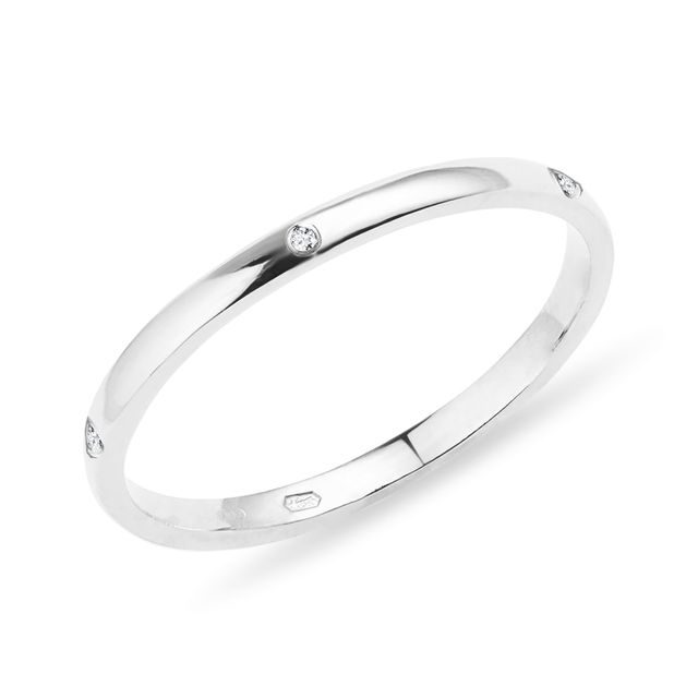 BAGUE EN OR BLANC AVEC CINQ DIAMANTS - ALLIANCES DE MARIAGE FEMMES - ALLIANCES DE MARIAGE