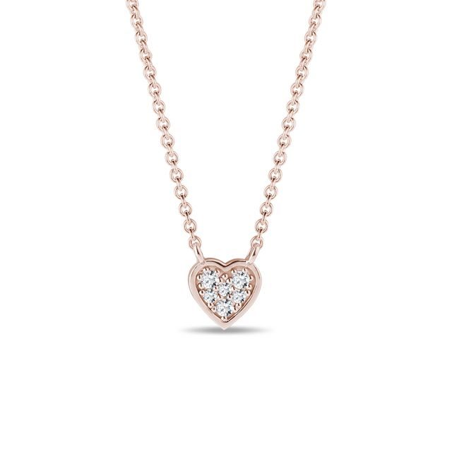 Wisiorek w kształcie serca z różowego złota ozdobiony diamentami