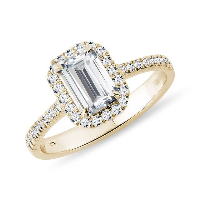 EMERALD CUT DIAMOND ENGAGEMENT RING IN YELLOW GOLD - RINGS WITH LAB-GROWN DIAMONDS - ENGAGEMENT RINGS