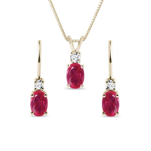 SET ŠPERKŮ S RUBÍNY A DIAMANTY VE ŽLUTÉM ZLATĚ - DRAHOKAMOVÉ SOUPRAVY - ŠPERKY