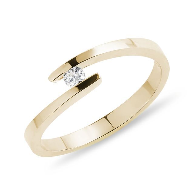 BAGUE D'OR JAUNE MINIMALISTE AVEC DIAMANT - TAILLE BRILLANT - BAGUES DE FIANÇAILLES