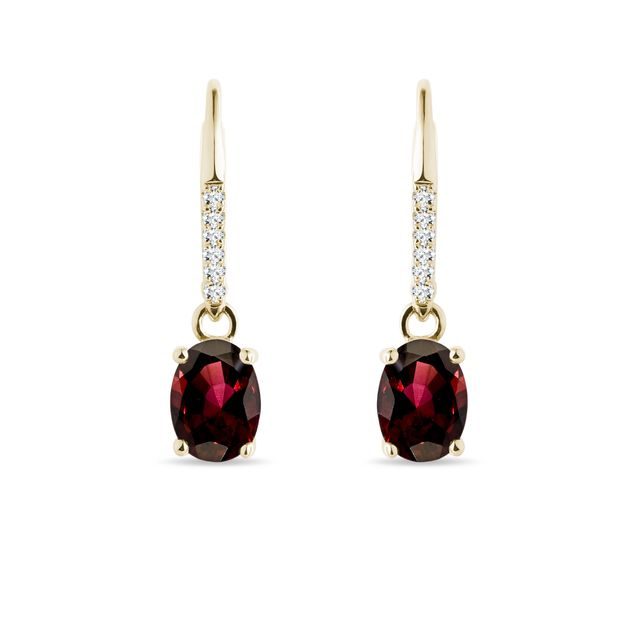 Yellow gold earrings with garnets and diamonds