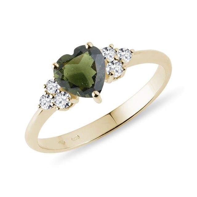 Ring in Yellow Gold with Moldavite and Diamonds
