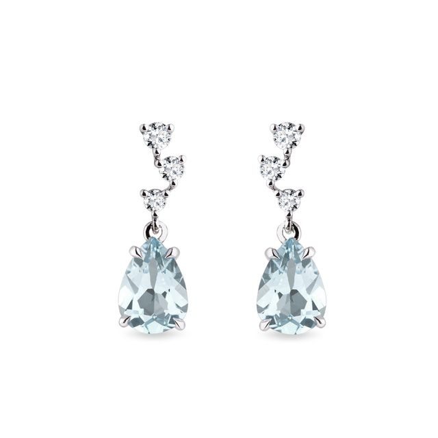 BOUCLES D'OREILLES EN OR BLANC AVEC TOPAZES SKY ET DIAMANTS - BOUCLES D'OREILLES EN TOPAZE - BOUCLES D'OREILLES