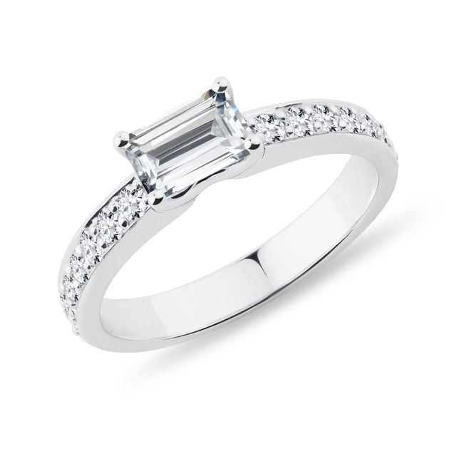 BAGUE DE LUXE EN OR BLANC ET DIAMANT DE SYNTHÈSE - BAGUES AVEC DIAMANTS DE SYNTHÈSE - BAGUES DE FIANÇAILLES