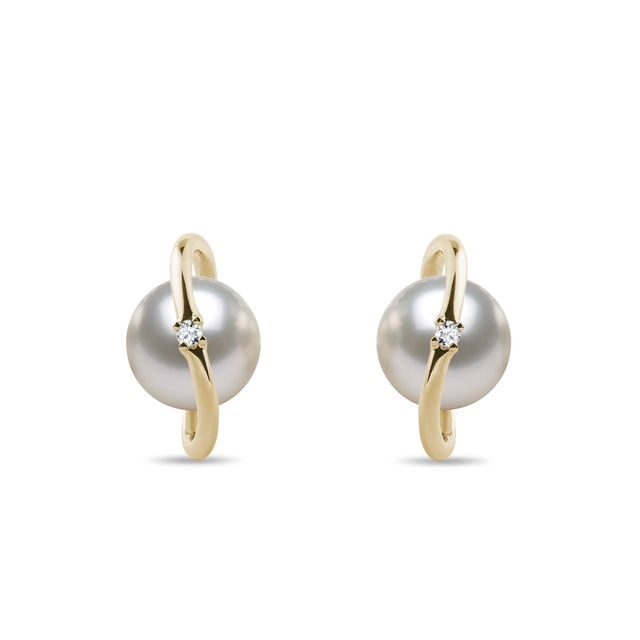 AKOYA PEARL STUDS IN YELLOW GOLD - PEARL EARRINGS - PEARL JEWELRY