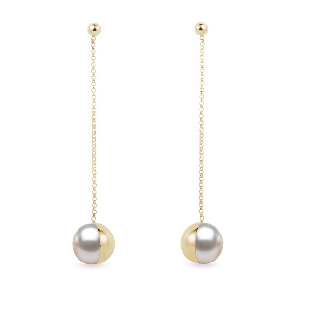 Hanging pearl earrings in yellow gold | KLENOTA