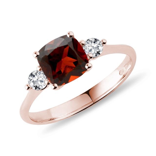 BAGUE EN OR ROSE AVEC DIAMANTS ET GRENAT - BAGUES EN GRENAT - BAGUES