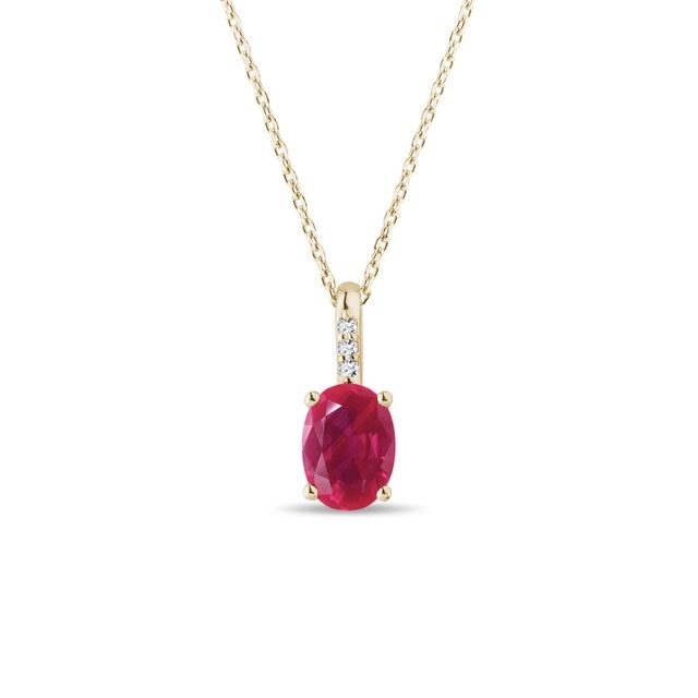 GELBGOLDENE HALSKETTE MIT OVALEM RUBIN UND DIAMANTEN - KETTEN MIT RUBIN - KETTEN