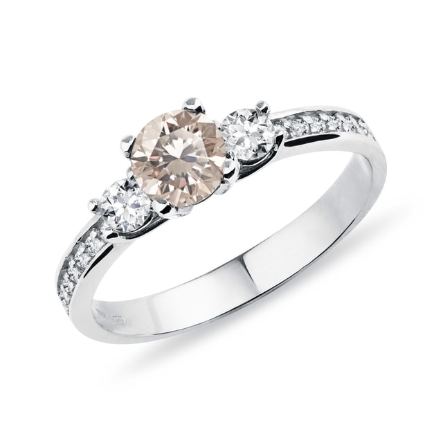 CHAMPAGNE DIAMOND RING IN WHITE GOLD - FANCY DIAMOND ENGAGEMENT RINGS - ENGAGEMENT RINGS