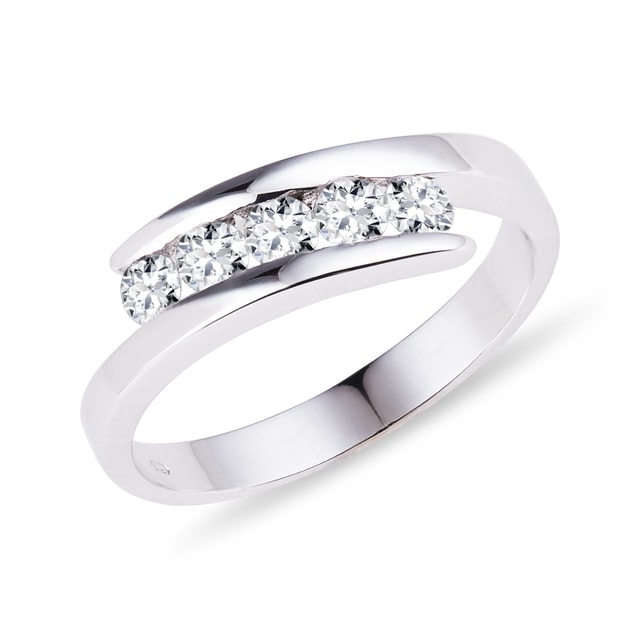 DIAMOND ENGAGEMENT RING - DIAMOND ENGAGEMENT RINGS - ENGAGEMENT RINGS