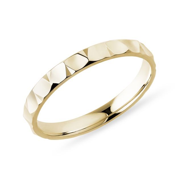 WOMEN'S RING WITH CUT FACETS IN YELLOW GOLD - YELLOW GOLD RINGS - RINGS