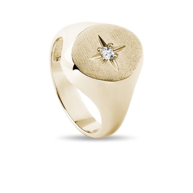 DIAMOND SIGNET STATEMENT RING IN YELLOW GOLD - DIAMOND RINGS - RINGS
