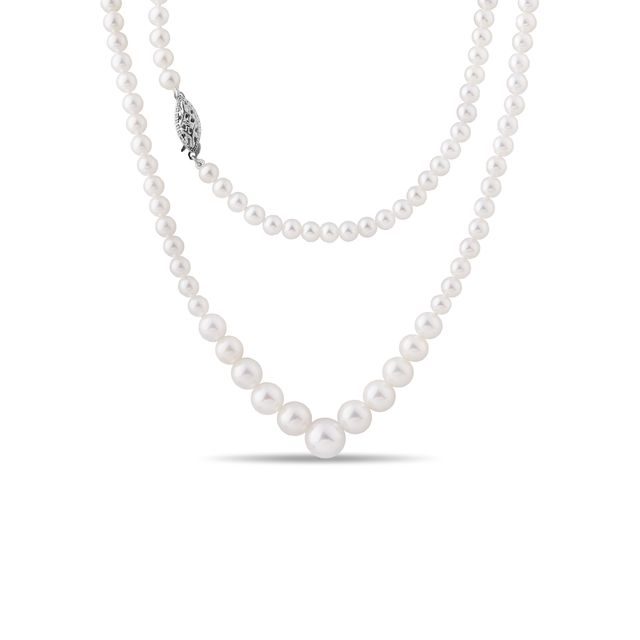COLLIER DE PERLES INTEMPOREL AVEC FERMOIR EN OR BLANC - COLLIERS DE PERLES - PERLES