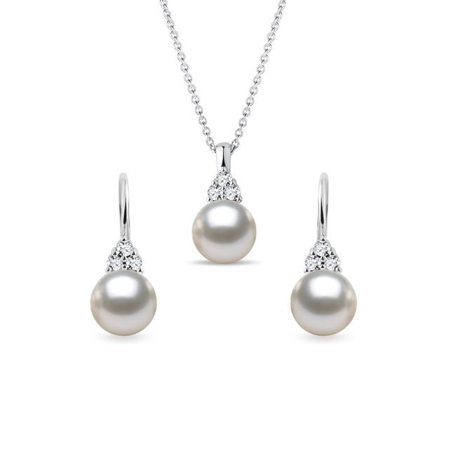 SCHMUCKSET MIT AKOYAPERLEN UND DIAMANTEN IN WEISSGOLD - PERLENSCHMUCK SETS - PERLEN