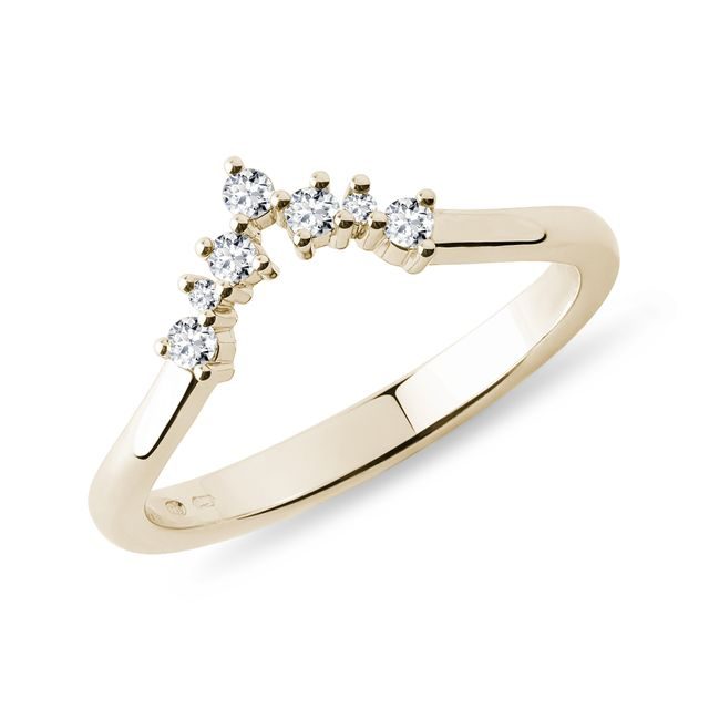 CHEVRON RING WITH SEVEN DIAMONDS IN YELLOW GOLD - WOMEN'S WEDDING RINGS - WEDDING RINGS