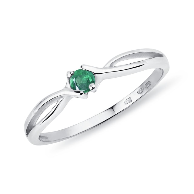 White Gold Ring with a Green Emerald
