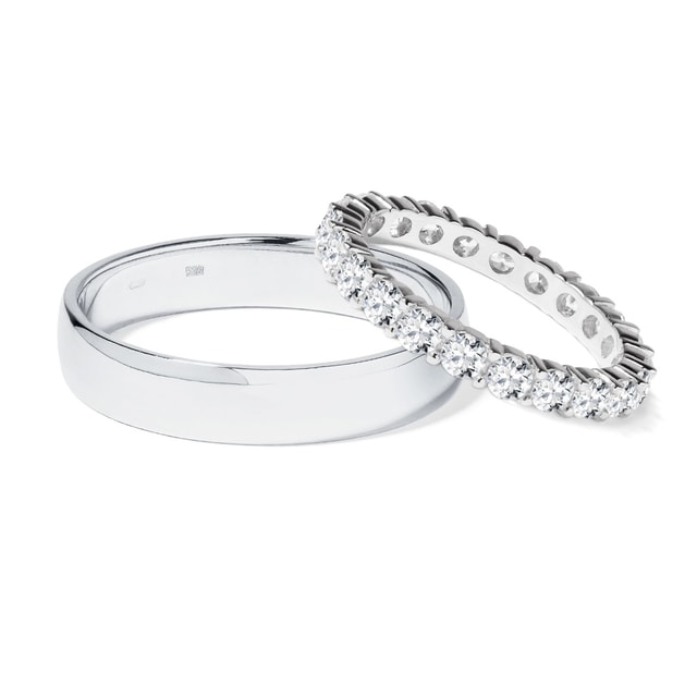 Diamond wedding rings in 14kt white gold