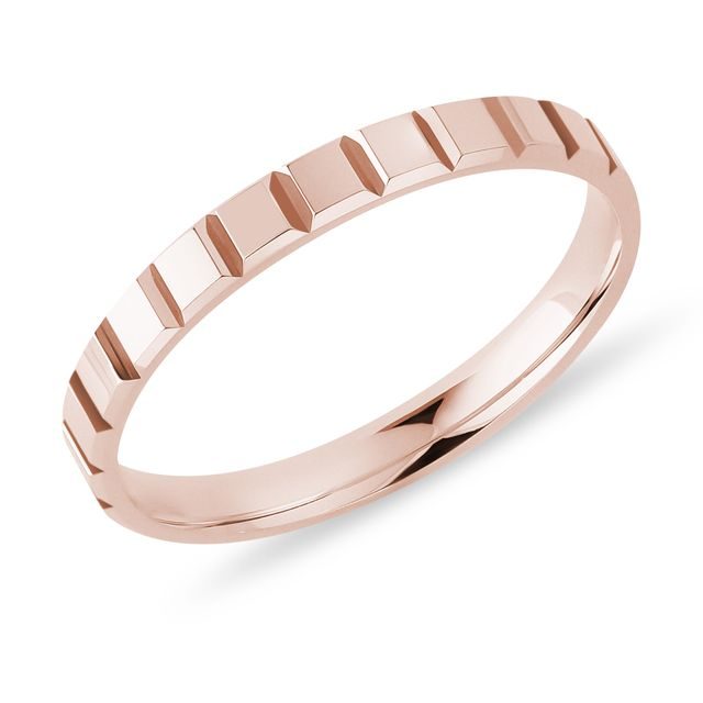 MODERNÍ PÁNSKÝ PRSTEN V LESKU V RŮŽOVÉM ZLATĚ - PRSTENY Z RŮŽOVÉHO ZLATA - PRSTENY
