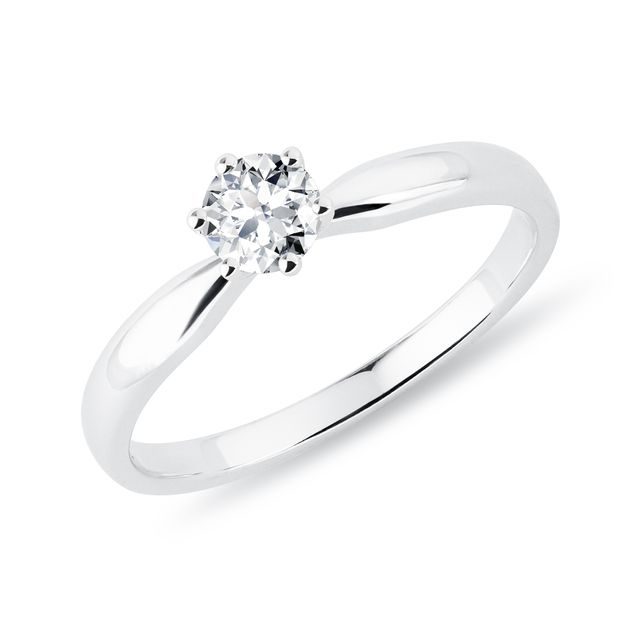 BAGUE EN OR BLANC AVEC DIAMANT DE SYNTHÈSE - BAGUES AVEC DIAMANTS DE SYNTHÈSE - BAGUES DE FIANÇAILLES
