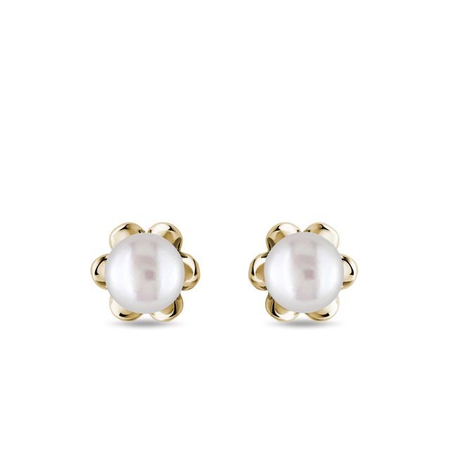 PEARL FLOWER STUD EARRINGS IN YELLOW GOLD - PEARL EARRINGS - PEARL JEWELRY