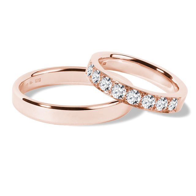 Wedding ring set with diamonds in rose gold