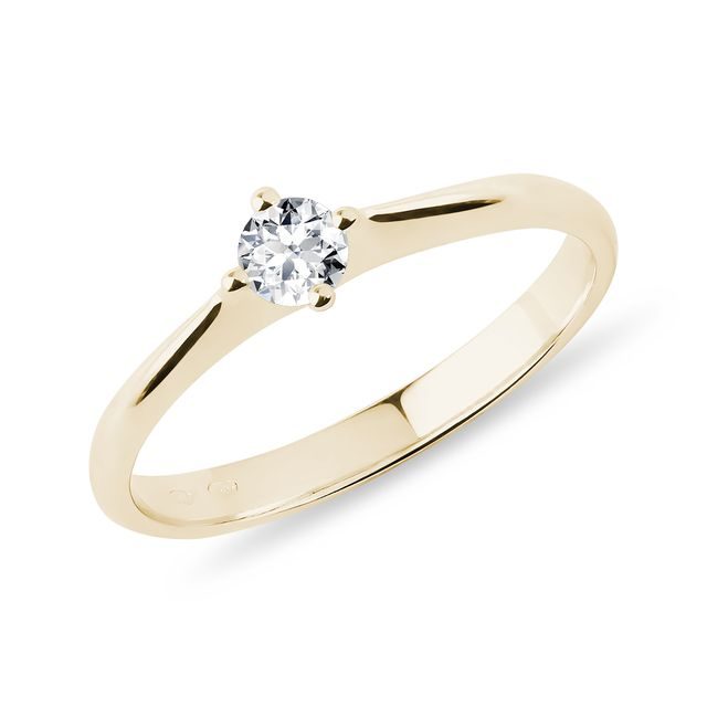MINIMALIST RING WITH DIAMOND IN GOLD - SOLITAIRE ENGAGEMENT RINGS - ENGAGEMENT RINGS