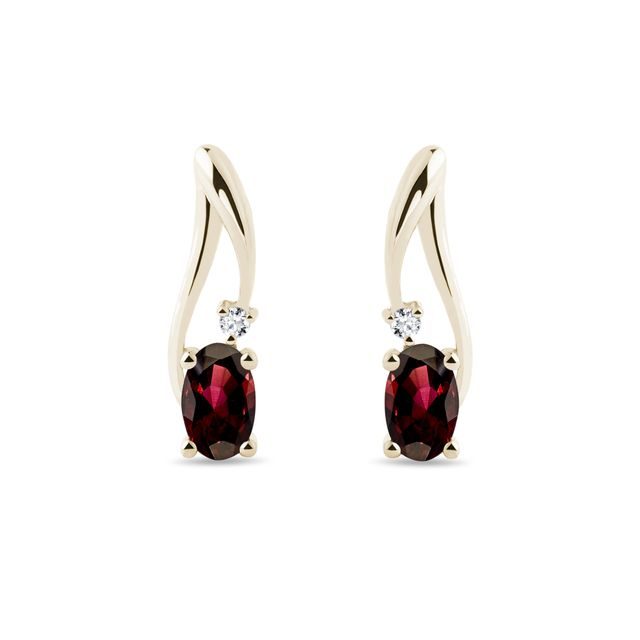 GARNET AND DIAMOND EARRINGS IN YELLOW GOLD - GARNET EARRINGS - EARRINGS